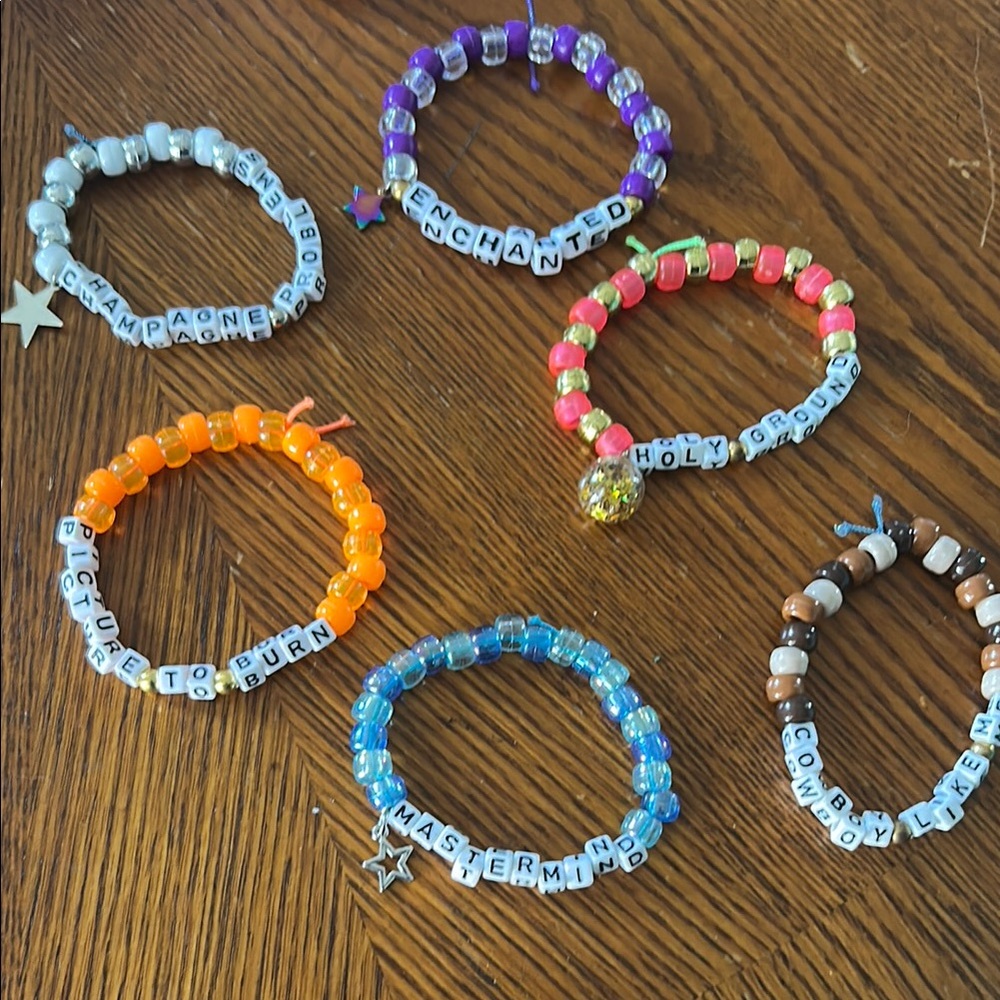 Taylor Swift Beaded Friendship Bracelets Set